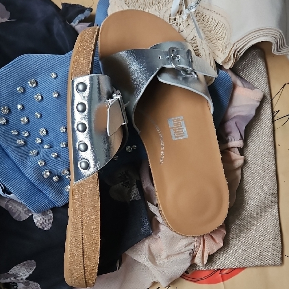 FITFLOP Silver Leather Slide Sandals